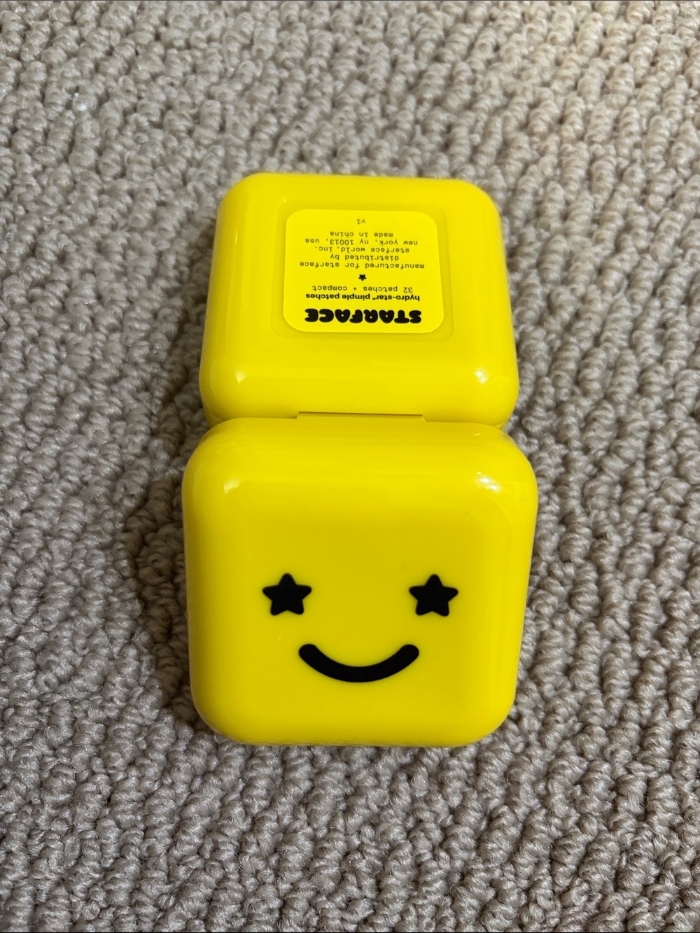 Yellow Compact Accessory Case with Mirror - Picture 3 of 3
